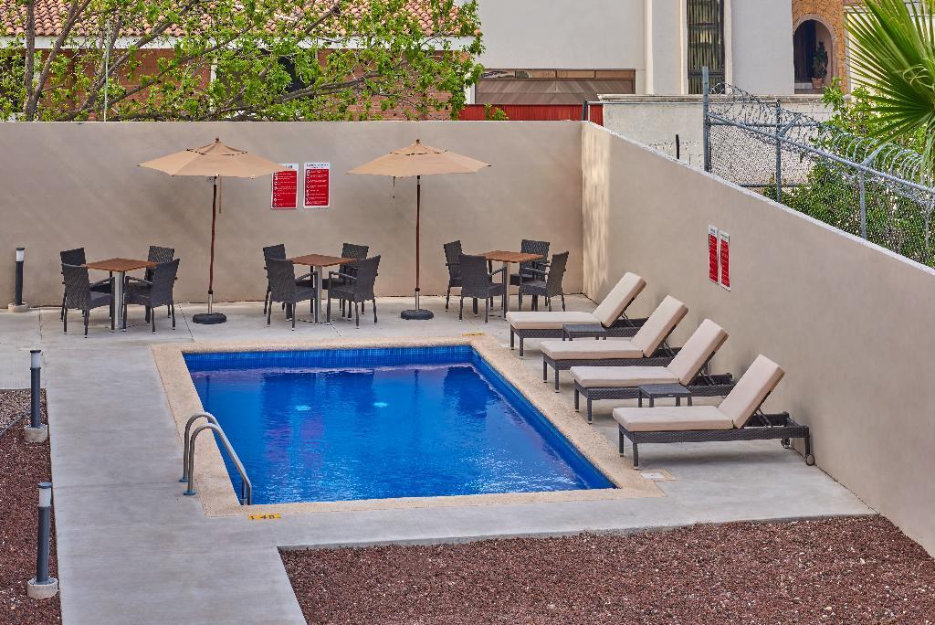 Extended Queretaro Juriquilla 3*